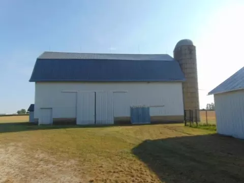 Other - 2079 W Hayes, Ithaca, MI 48847 photo 3 of 30