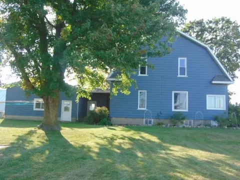 Exterior - 2079 W Hayes, Ithaca, MI 48847 photo 3 of 15