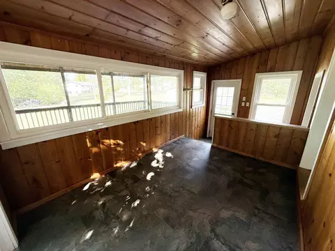 215 E Surrey, Farwell, MI 48622 photo 22