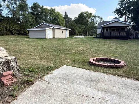 215 E Surrey, Farwell, MI 48622 photo 38