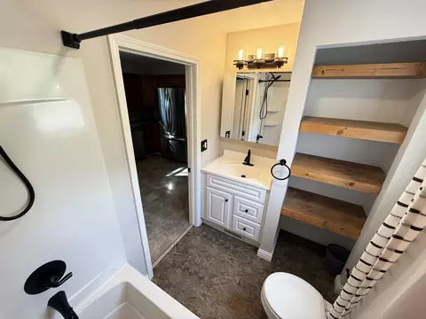 215 E Surrey, Farwell, MI 48622 photo 9