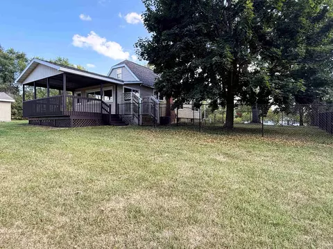 215 E Surrey, Farwell, MI 48622 photo 39