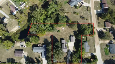 215 E Surrey, Farwell, MI 48622 photo 2