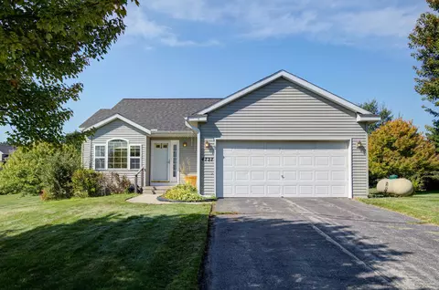 4727 Weeping Willow, Traverse City, MI 49685