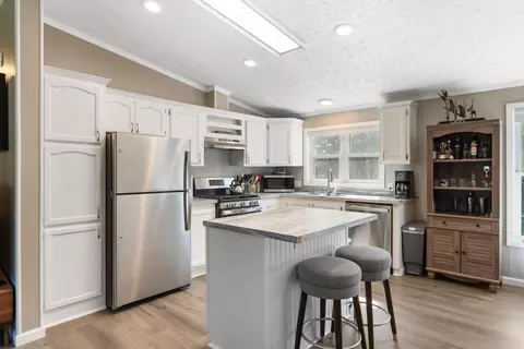 Kitchen - 5388 Powers, Alanson, MI 49706 photo 2 of 3