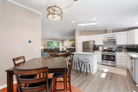 Dining - 5388 Powers, Alanson, MI 49706 photo 2 of 2