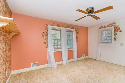 108 N 3rd, Shepherd, MI 48883 photo 33