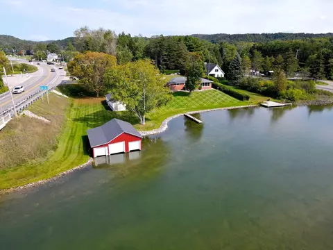 92 E Philip, Lake Leelanau, MI 49653