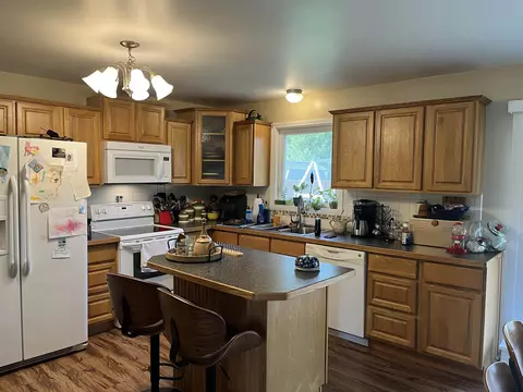 Kitchen - 517 Cherry, Standish, MI 48658 photo 2 of 2