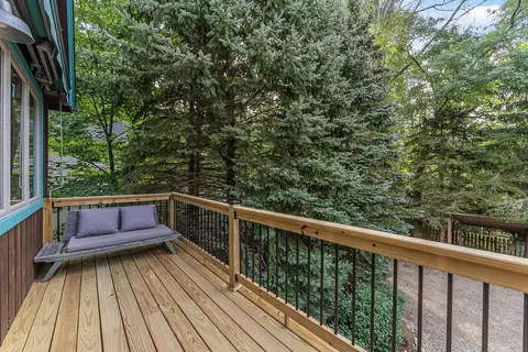 Exterior - 525 E Oak, Leland, MI 49654 photo 3 of 7
