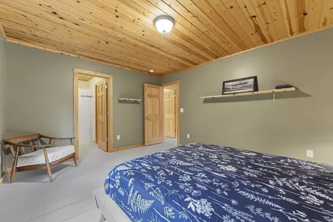 Bedroom - 525 E Oak, Leland, MI 49654 photo 3 of 10