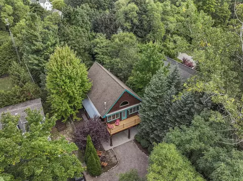 View/Area - 525 E Oak, Leland, MI 49654 photo 1 of 6