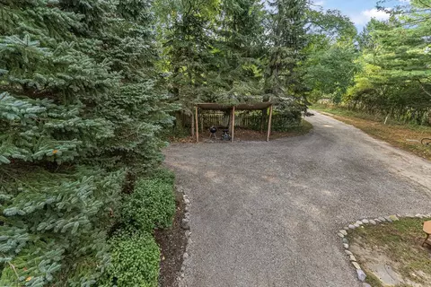 Exterior - 525 E Oak, Leland, MI 49654 photo 4 of 7