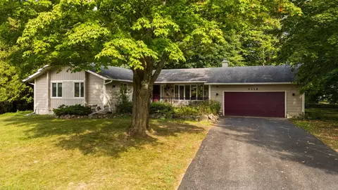 4318 Foxfire, Traverse City, MI 49684