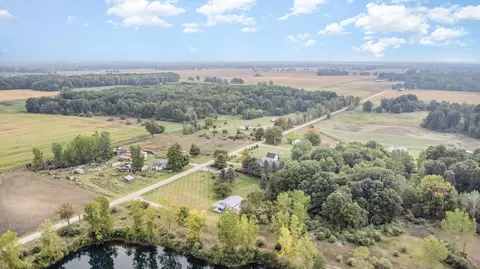 2815 N Osborn, Sumner, MI 48889 photo 30