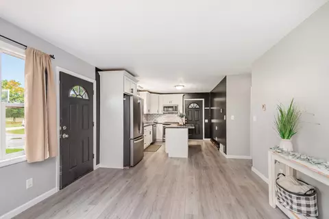 2815 N Osborn, Sumner, MI 48889 photo 4