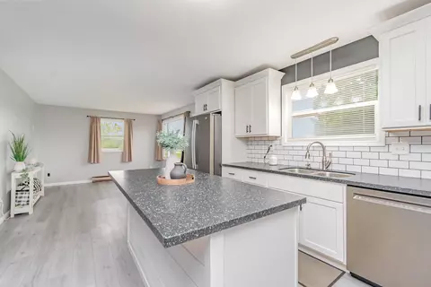 2815 N Osborn, Sumner, MI 48889 photo 5