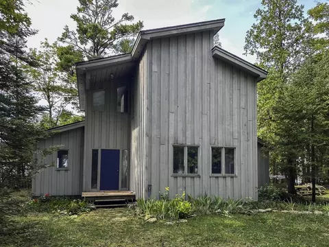 30235 Greenes Bay, Beaver Island, MI 49782