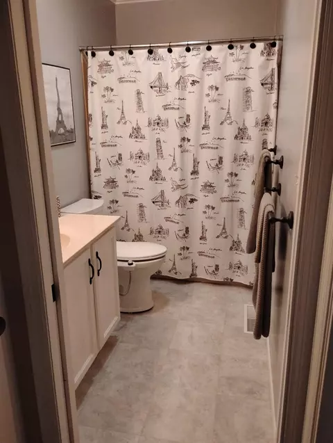1607 E High, Mount Pleasant, MI 48858 photo 31