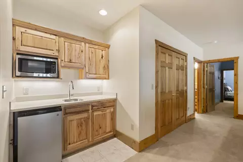 Entry Way - 15382 Maxey, Arcadia, MI 49613 photo 4 of 4
