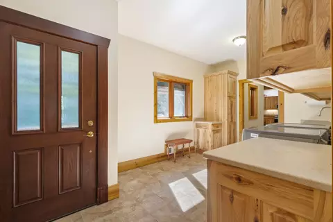Entry Way - 15382 Maxey, Arcadia, MI 49613 photo 3 of 4