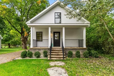 1205 State, Charlevoix, MI 49720