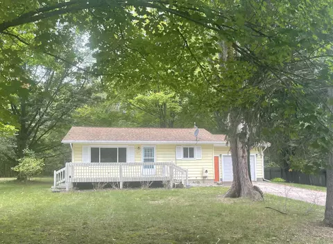 907 Green Acres, Bellaire, MI 49615