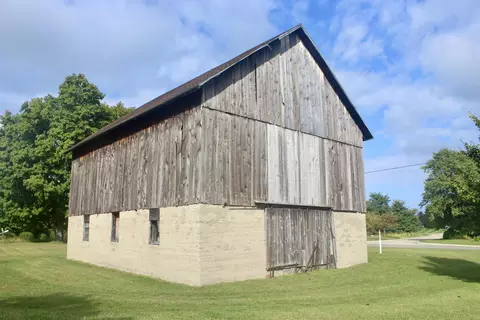 12833 Mclachlan, Kewadin, MI 49648