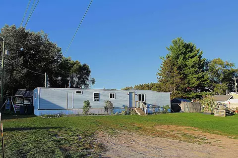 6064 Us-31 S, Grawn, MI 49637