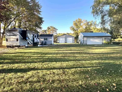 7682 Jackson, Elwell, MI 48832