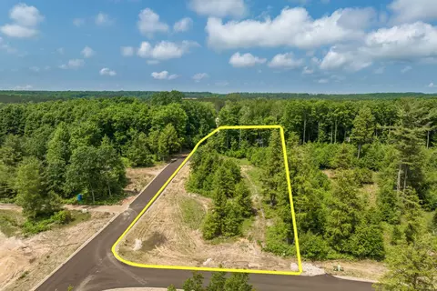 8910 Hemlock Hl #LOT : 5, Traverse City, MI 49685