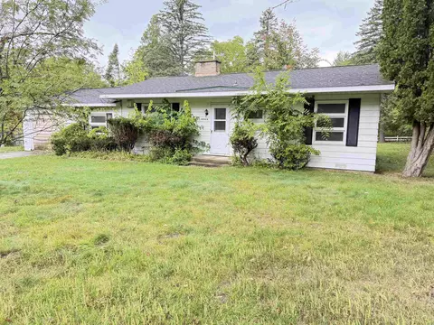 6868 Walker, Benzonia, MI 49616