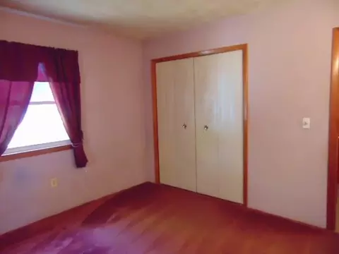 Bedroom - 415 E South, Ithaca, MI 48847 photo 6 of 6