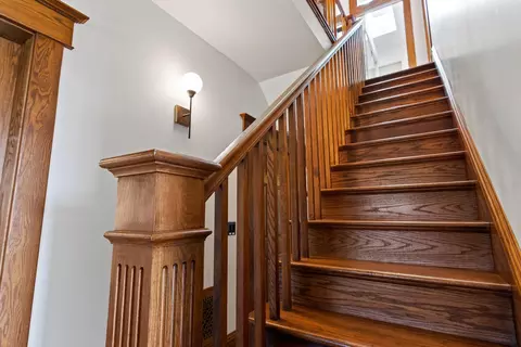 Entry Way - 128 E Pne, Cadillac, MI 49601 photo 3 of 5