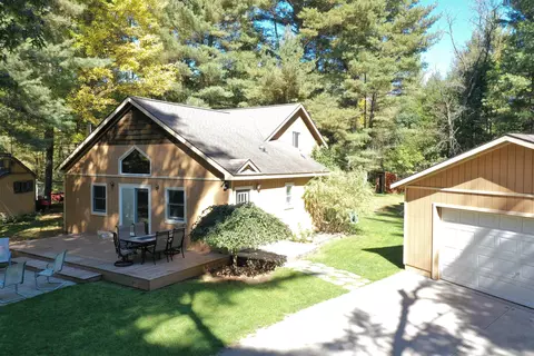 2812 W Houghton Crk, West Branch, MI 48661