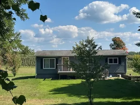 10874 Munro, Williamsburg, MI 49690