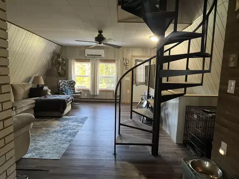Living - 1053 Radov, Gladwin, MI 48624 photo 3 of 3