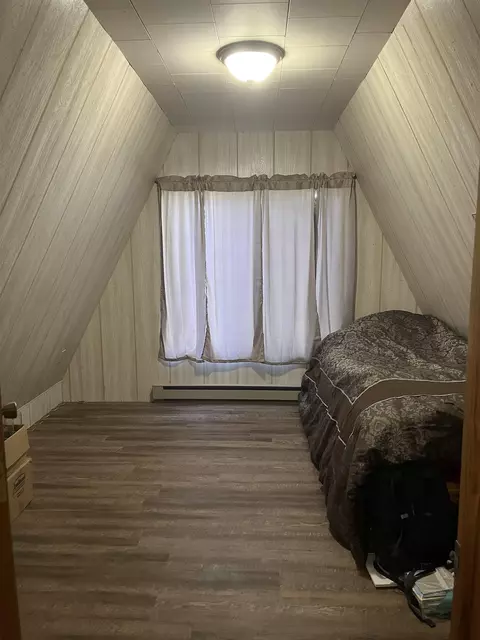 Bedroom - 1053 Radov, Gladwin, MI 48624 photo 2 of 4