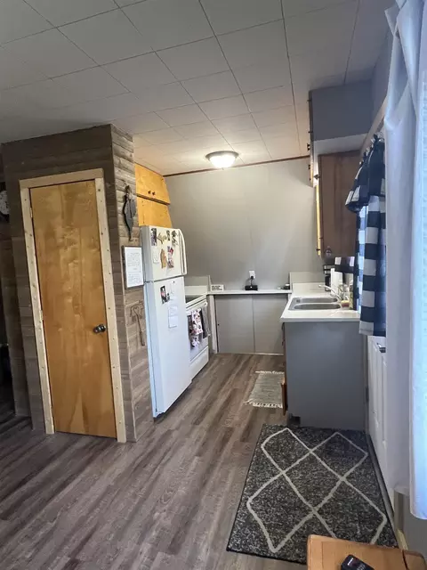 Kitchen - 1053 Radov, Gladwin, MI 48624 photo 1 of 1