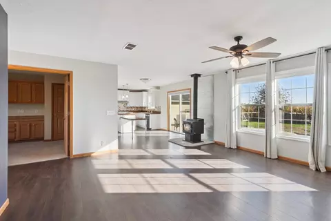 Living - 9028 E Jefferson, Wheeler, MI 48662 photo 4 of 5