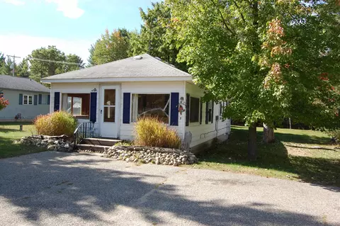 2467 N St Helen, Saint Helen, MI 48656