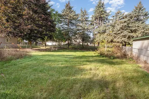 Exterior - 112 Windsor, Alma, MI 48801 photo 1 of 2