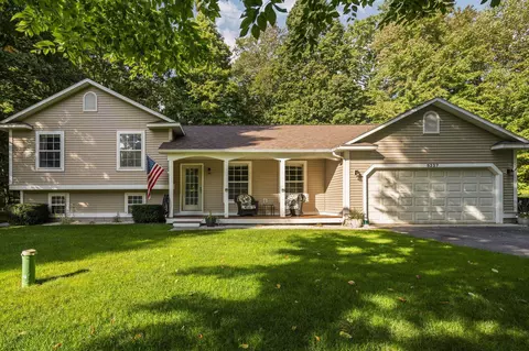 5237 Matthew, Traverse City, MI 49684