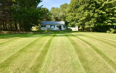 4213 E Oxford, Leland, MI 49654