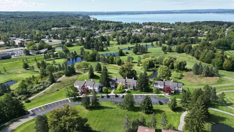 5148 Valleyway, Williamsburg, MI 49690