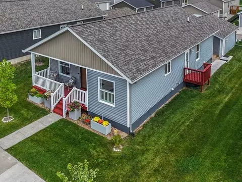 892 Sienna, Traverse City, MI 49696