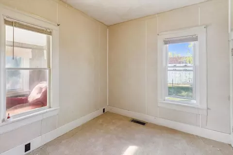 Bedroom - 804 Hannah, Alma, MI 48801 photo 1 of 3