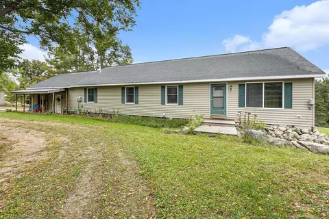 11355 N Us-31 N, Charlevoix, MI 49720 photo 8