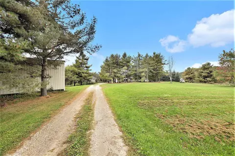11355 N Us-31 N, Charlevoix, MI 49720 photo 10