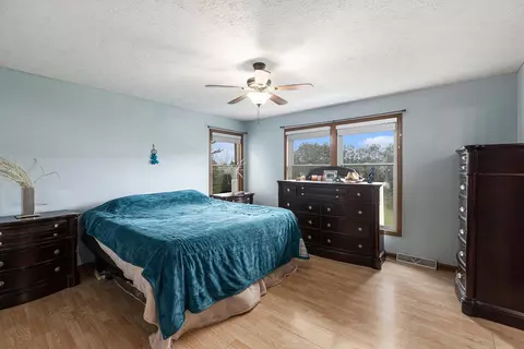 11355 N Us-31 N, Charlevoix, MI 49720 photo 15
